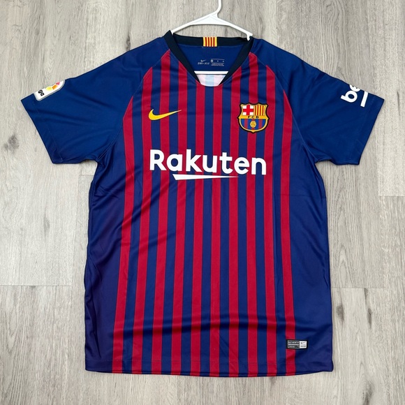 FC Barcelona Soccer Jersey Size Medium - Picture 1 of 2
